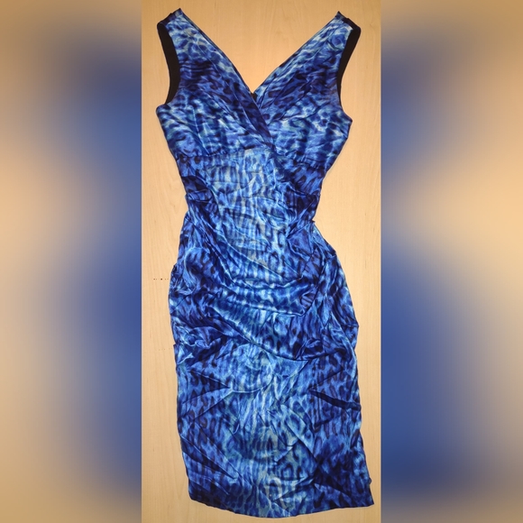 Rare CACHE Bodycon Animal Print Dress - Picture 4 of 7